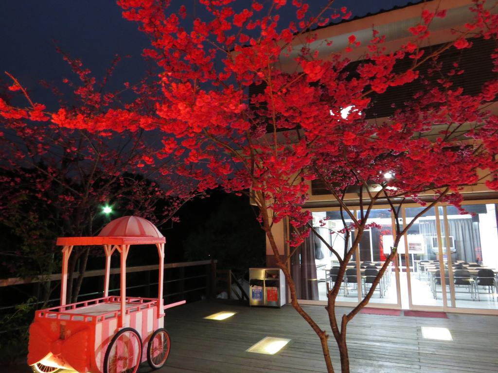 Sanyi Sakura Resort מראה חיצוני תמונה
