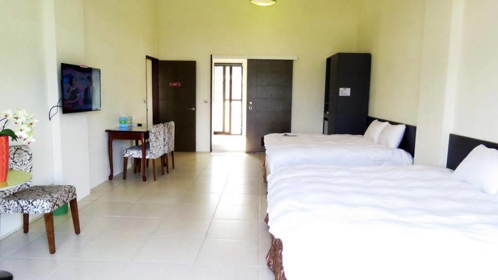 Sanyi Sakura Resort מראה חיצוני תמונה